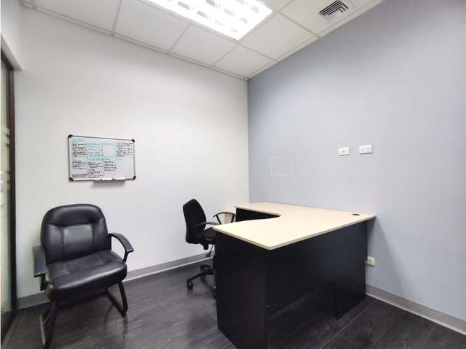 Oficina Amueblada en Guachipelín, incluye servicios - Imagen 13