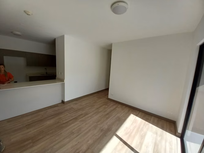 9 / Alquiler / Apartamento / Brasil Santa Ana / Condominio / Seguro - Imagen 9