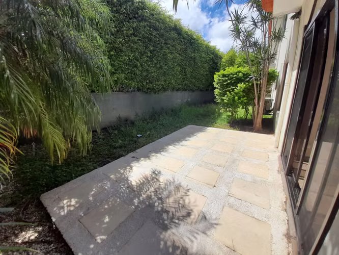268 / Alquiler / Casa / Grande y lujosa / Condominio Exclusivo - Imagen 4