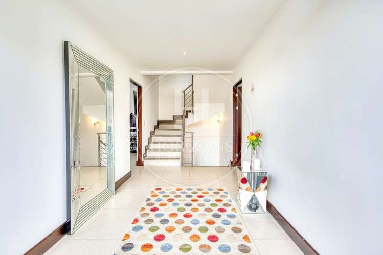 Casa en Venta en Condominio La Estefana con Jardín Privado y 4 Parqueos noj1104 - Imagen 10