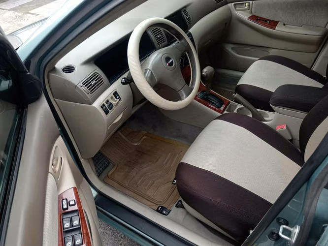 TOYOTA COROLLA LIMITED