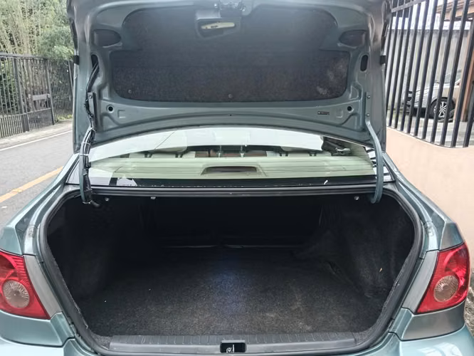 TOYOTA COROLLA LIMITED