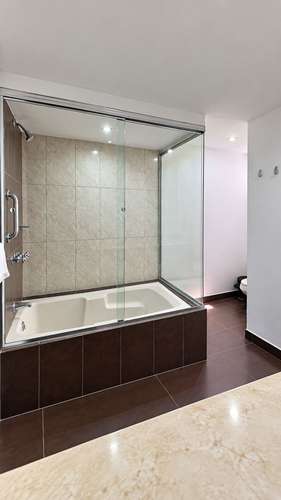 Se alquila hermoso apartamento amoblado en Torres del Parque, Sabana Norte. - Imagen 8