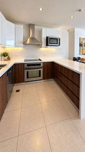 Se alquila hermoso apartamento amoblado en Torres del Parque, Sabana Norte. - Imagen 2