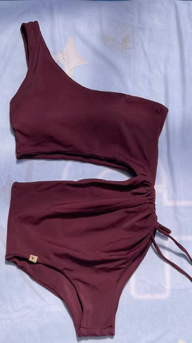 Traje de baño (dos piezas unidas) - Imagen 3