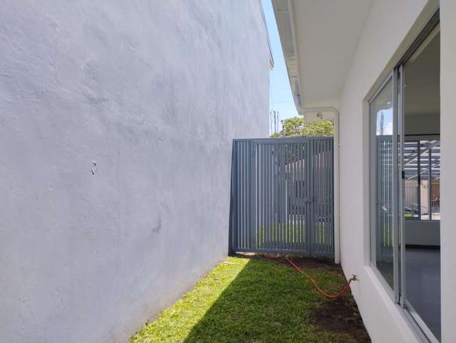 ALQUILER CASA 2 HAB 2 PARQ RESIDENCIAL SANTO DOMINGO - Imagen 8