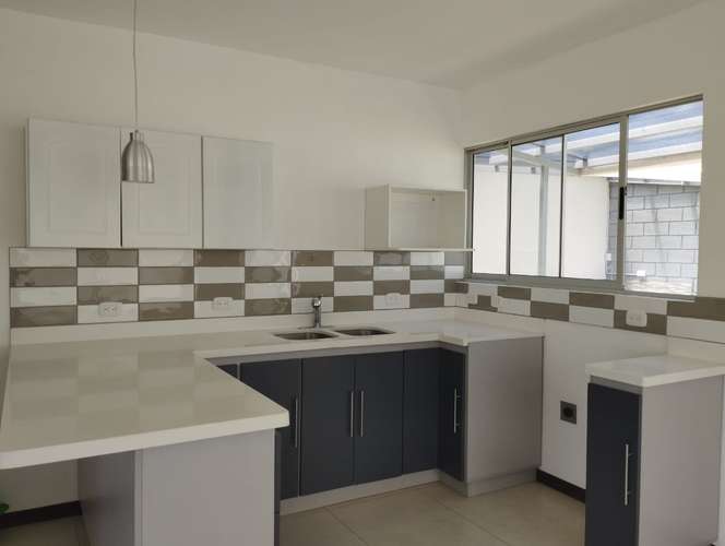 ALQUILER CASA 2 HAB 2 PARQ RESIDENCIAL SANTO DOMINGO - Imagen 3