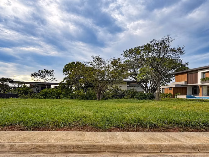 LOTE EN VENTA EN LATITUD LINDORA  - Imagen 3