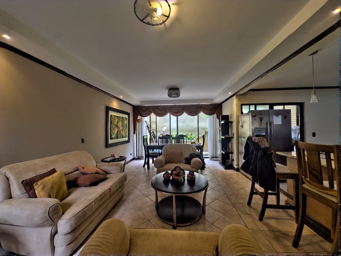 VENTA     SAN RAFAEL MONTES DE OCA Amplitud y privacidad en un exclusivo condominio de Montes de Oca