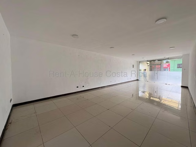 Local Comercial en Alquiler en Santa Ana Centro IP