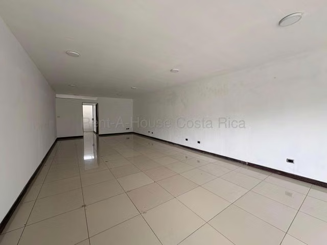 Local Comercial en Alquiler en Santa Ana Centro IP