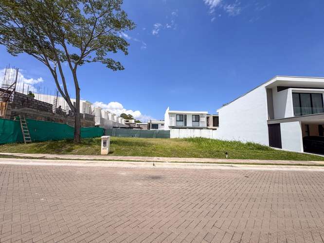 VENTA DE LOTES EN CONDOMINIO SANTA ANA URBANO - Imagen 12