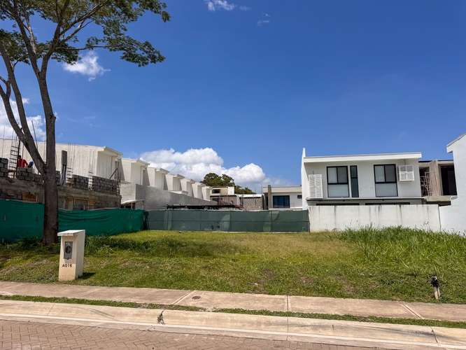 VENTA DE LOTES EN CONDOMINIO SANTA ANA URBANO - Imagen 6