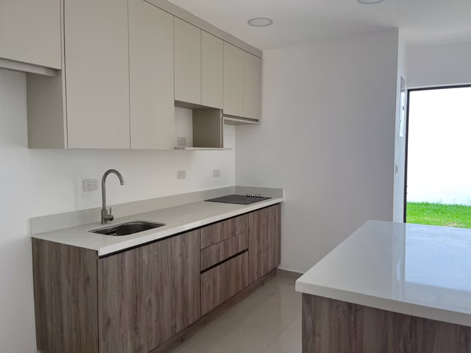 VENTA CASA DOS NIVELES CONDOMINIO AQUA | BELÉN - Imagen 3