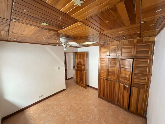Venta de casa en Tibas AS ID43720 - Imagen 13