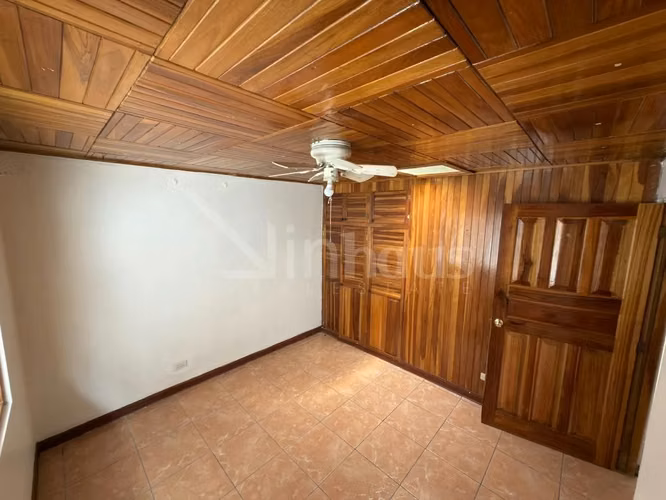 Venta de casa en Tibas AS ID43720 - Imagen 15