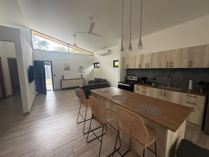 CASA EN ALQUILER CON PISCINA PRIVADA – TAMARINDO, 3 HABITACIONES - Imagen 4
