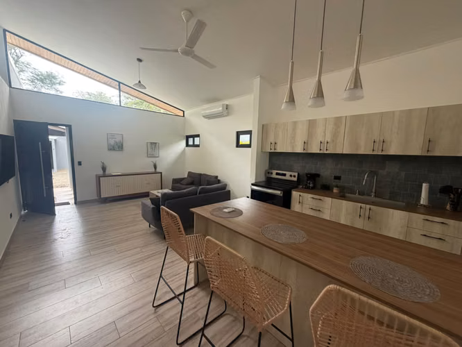 CASA EN ALQUILER CON PISCINA PRIVADA – TAMARINDO, 3 HABITACIONES - Imagen 6