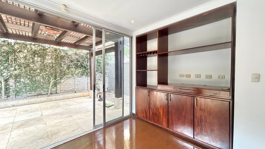 En Alquiler Hermosa Casa en Condominio en Guachipelín Sur de Escazú - Imagen 3