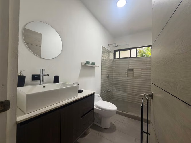 CASA EN ALQUILER CON PISCINA PRIVADA – TAMARINDO, 3 HABITACIONES - Imagen 9