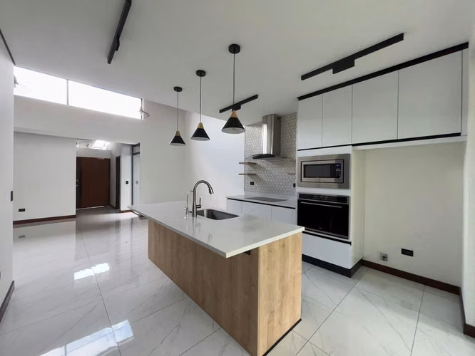 ALQUILER DE CASA EN CONDOMINIO - LOS REYES - LA GUACIMA - Imagen 18