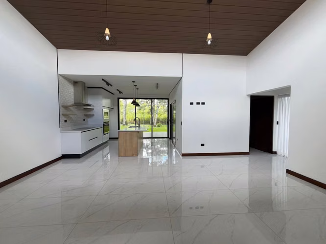 ALQUILER DE CASA EN CONDOMINIO - LOS REYES - LA GUACIMA - Imagen 17