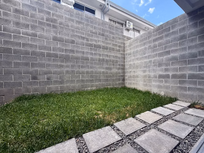 ALQUILER DE CASA EN DISTRITO 5 PARA ESTRENAR CON LINEA BLANCA - Imagen 8