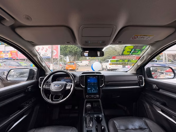FORD EVEREST XLT-2023-AUTO-SHIFT TRONIC-7 PSJ- - Imagen 6
