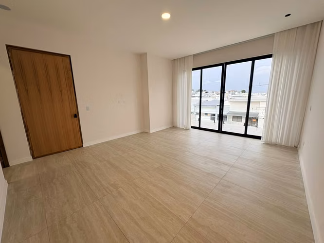 *Residencia de Lujo en Condominio Distrito San Juan - Imagen 15