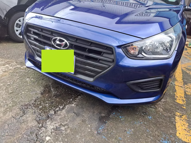 Hyundai Verna Azul 2021, bien cuidado - Imagen 8