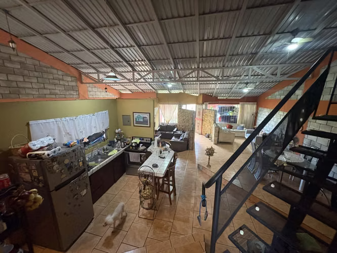 *Venta de casa en Mercedes Norte – Uso de suelo mixto - Imagen 7