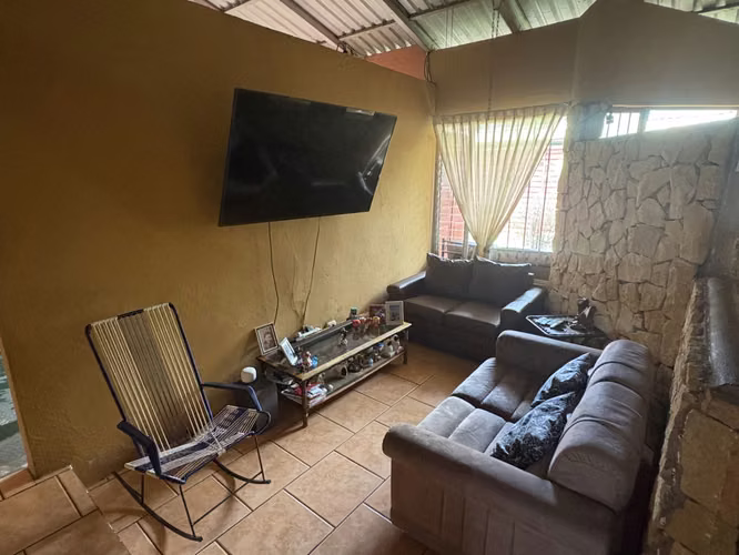 *Venta de casa en Mercedes Norte – Uso de suelo mixto - Imagen 5