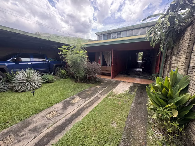 * Sale of house in Mercedes Norte - Use of mixed soil