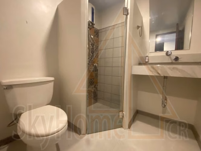 1224367 / Apartamento en alquiler / San Francisco de Dos Ríos / Nuevo a estrenar / Seguro - Imagen 10