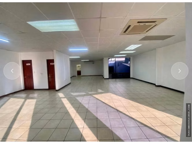 Se Alquila Oficina Ejecutiva, en Maria Luisa, San José. - Imagen 7