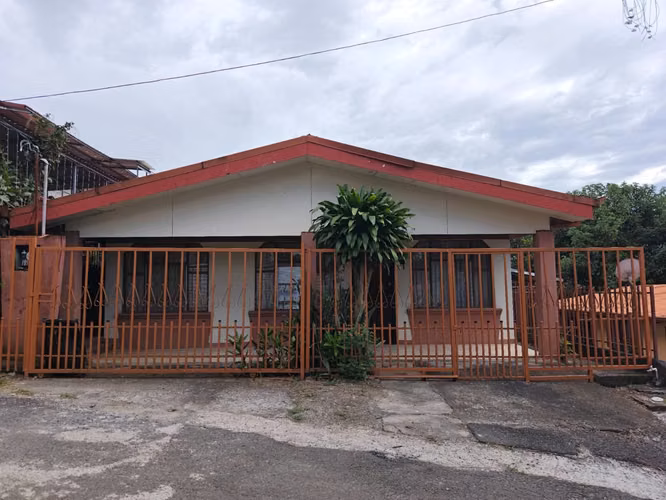 Se vende Casa, Atenas, Alajuela