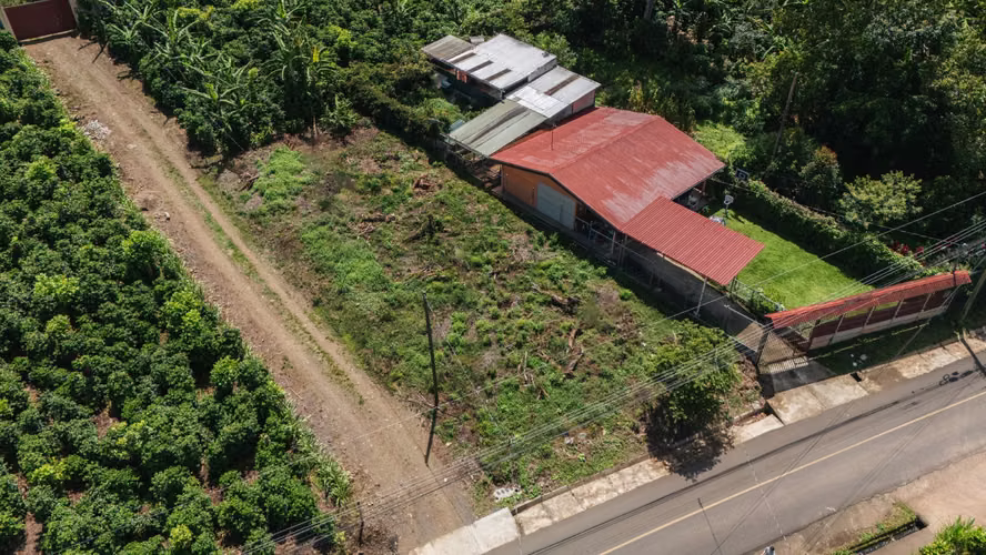 Lote Plano de 553 m² a 1 km del Centro – Santa María de Dota - Imagen 9