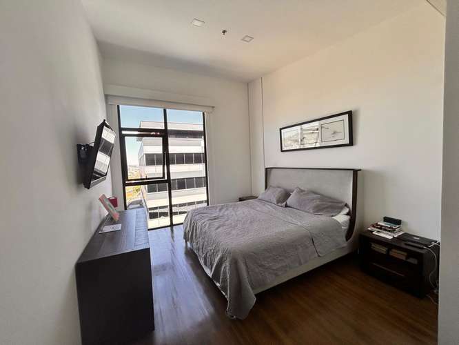 Moderno apartamento de 3 habitaciones en Escazú Village - Imagen 6