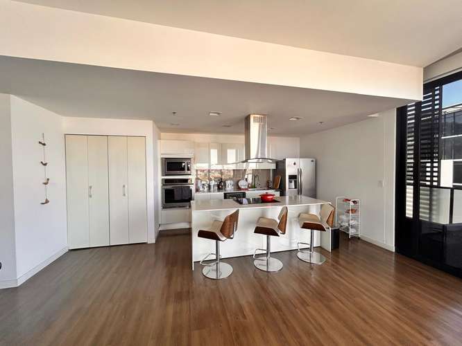 Moderno apartamento de 3 habitaciones en Escazú Village - Imagen 5