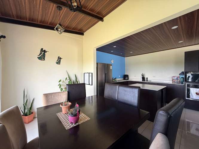 VENTA DE CASA EN CONDOMINIO PALMA REAL, GRECIA, ALAJUELA  - Imagen 7