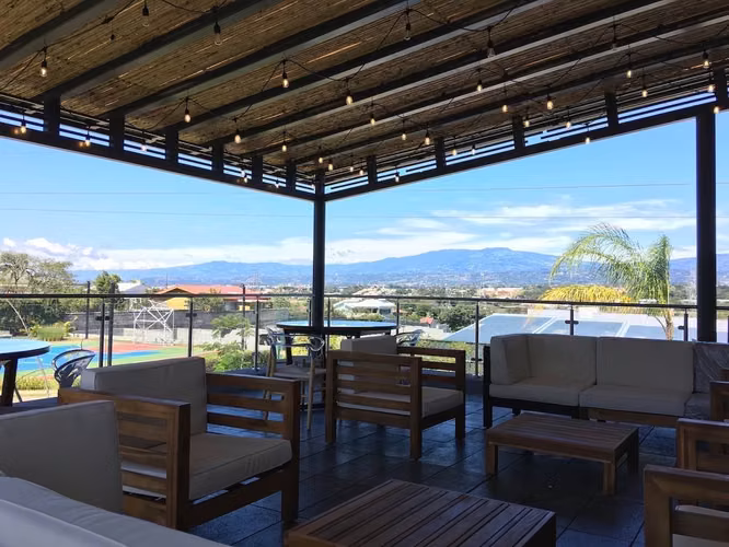   ALQUILER DE CASA NUEVA EN CONDOMINIO GUACHIPELÍN 310 - Imagen 18