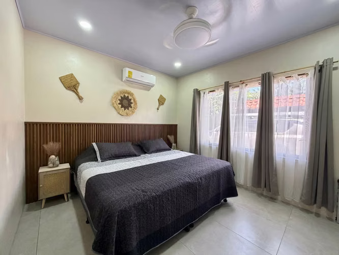 Casa con piscina en venta, Parrita, Puntarenas - Imagen 5