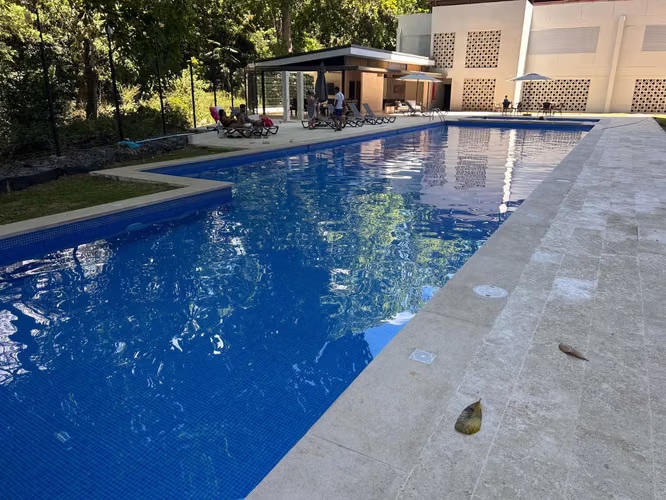 Apartamento moderno a 100 metros de la playa en Jacó - Imagen 11