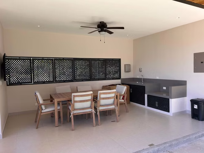 Apartamento moderno a 100 metros de la playa en Jacó - Imagen 18