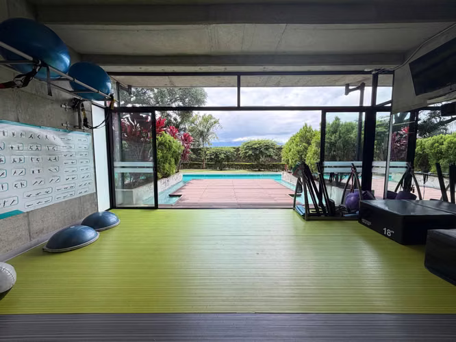 Alquiler Apartamento Amoblado en Sportiva Cariari | 2 Habitaciones, 2 Parqueos, Balcón y Vista a las Montañas - Imagen 13