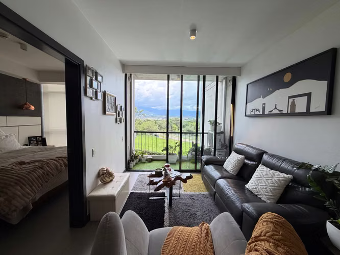 Alquiler Apartamento Amoblado en Sportiva Cariari | 2 Habitaciones, 2 Parqueos, Balcón y Vista a las Montañas