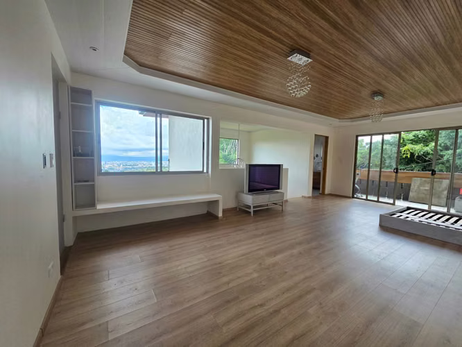 Casa Independiente en San Antonio de Escazu Entre Naturaleza con Vista y Luz Natural - Imagen 12
