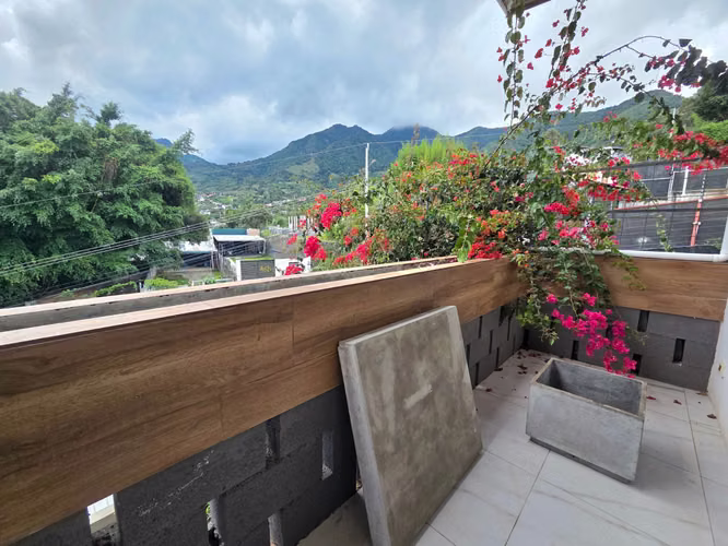 Casa Independiente en San Antonio de Escazu Entre Naturaleza con Vista y Luz Natural - Imagen 17