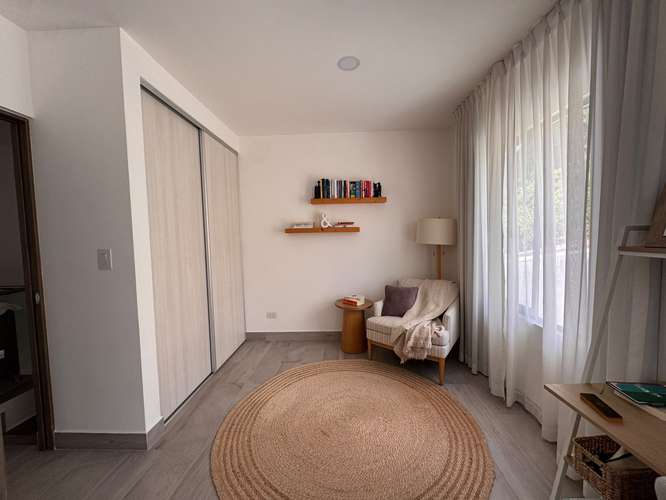 Moderna Casa Con Amenidades En Guachipelin  - Imagen 4