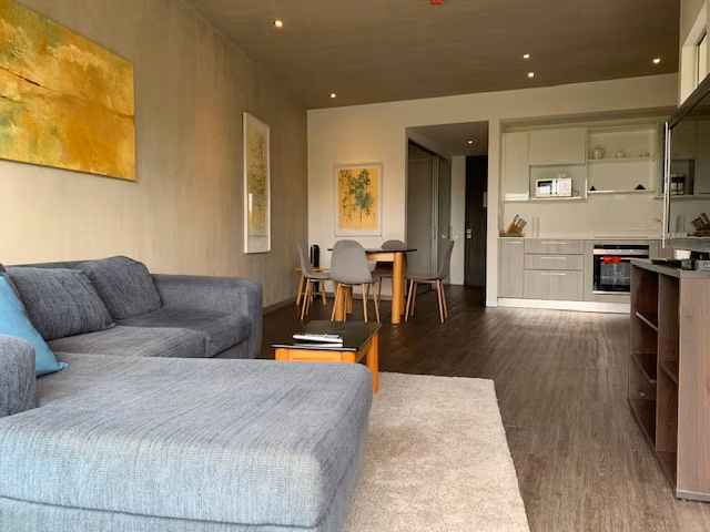 Venta de Apartamento Amueblado en Santa Ana con Excelente Ubicación - Imagen 4